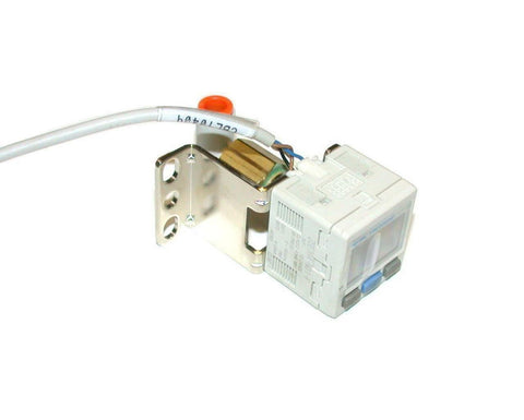 SMC   ZSE30A-N01-F   DIGITAL PRESSURE SWITCH W/CABLE AND BRACKET 12-24 VDC 40 mA