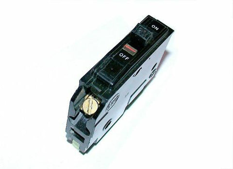 3 SQUARE D CIRCUIT BREAKERS SINGLE POLE 20 AMP MODEL Q0