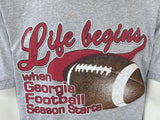 Fruit Of The Loom Men's Life Begins When Georgia Football Season Starts Shirt XL
