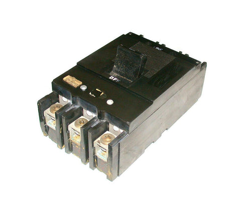 SQUARE D  150  AMP 3-POLE CIRCUIT BREAKER 240 VAC MODEL 997318
