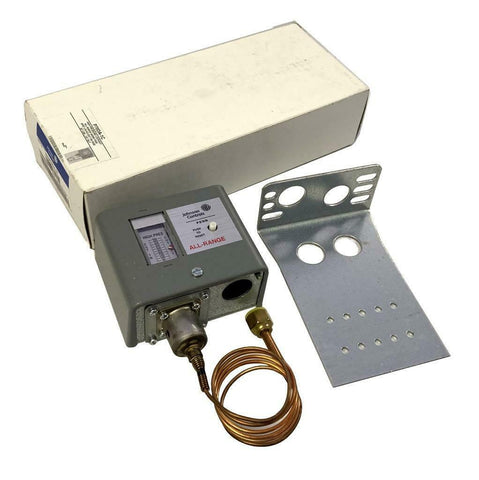 Johnson Controls P70DA-1C High Pressure Lockout 50/500 PSIG 36" Cap 1/4" Nut