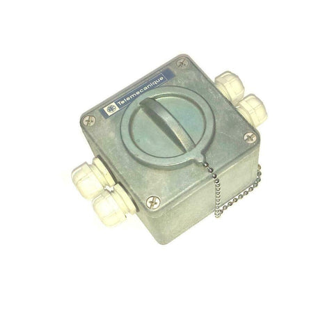 New Telemecanique  TSXFPACC4  FIP TAP Isolation Junction Box