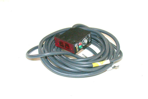 New Omron  E3S-LS5C4S  Photoelectric Sensor 12-24 VDC