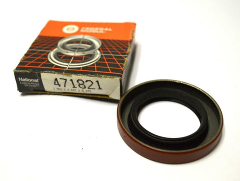 NEW FEDERAL MOGUL 471821 OIL SEAL 1.562"  X 2.437" X .375"