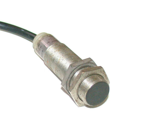 CUTLER-HAMMER INDUCTIVE PROXIMITY SWITCH 10-50 VDC  MODEL E57LRL18T111