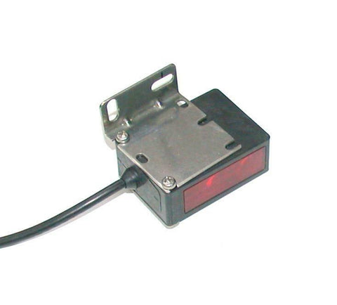 Keyence  PK-71  Photoelectric Sensor W/Bracket 12-24 VDC 100 mA
