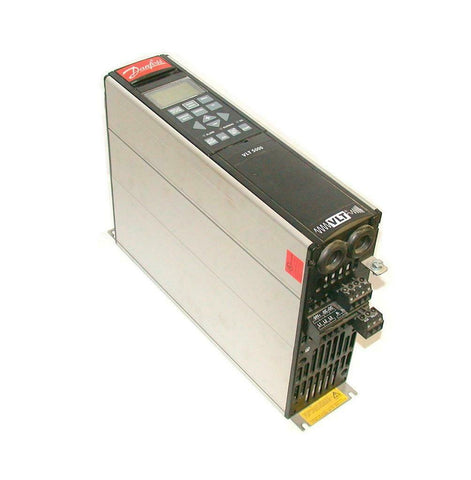 Danfoss  VLT 5001  Variable Speed AC Drive 200-240 VAC  1 HP 0.75 KW