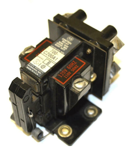 ALLEN BRADLEY 700-C200A1 CONTROL RELAY 600 VAC MAX. 2 POLES 120 VOLT COIL