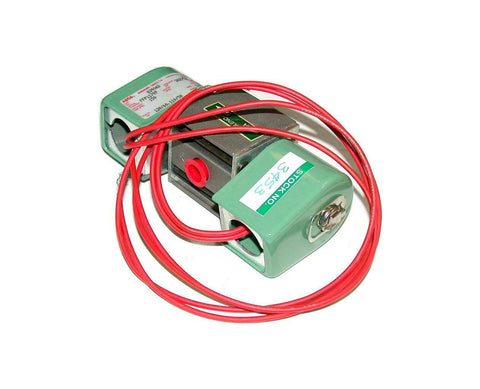 New Asco  8340A2  Dual Coil Solenoid Valve 110/120 VAC 1/4 NPT