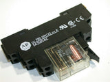 UP TO 6 ALLEN BRADLEY 24V RELAYS 700-HK32A24 & 250VAC HOLDERS 700-HN122