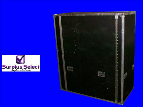 60-1/4" X 31-5/8" X 74-3/4" HEAVY DUTY TRANSPORTATION CARGO CASE ON 6 CASTORS