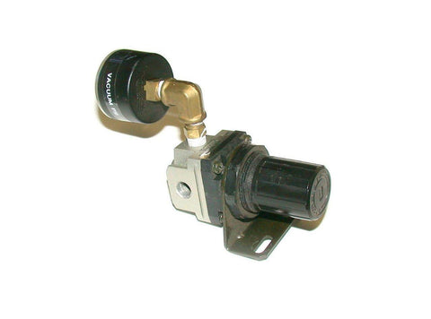 SMC  NAR2000  PNEUMATIC AIR PRESSURE  REGULATOR WGAUGE AND MOUNTING BRACKET