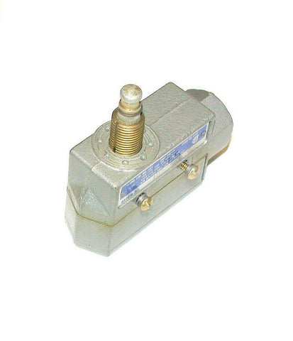 HONEYWELL MICRO SWITCH BZE6-2RN2  ROLLER  LIMIT SWITCH  10 AMP (NO RUBBER BOOT)