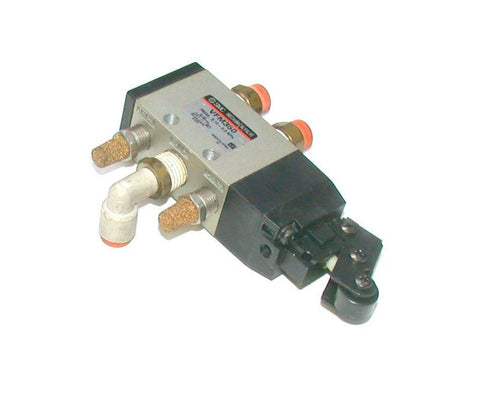 SMC  VFM350   ROLLER LEVER PNEUMATIC  VALVE 1/4 NPT
