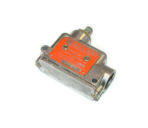 LICON 30-200 LIMIT SNAP SWITCH 10 AMP 480 VAC