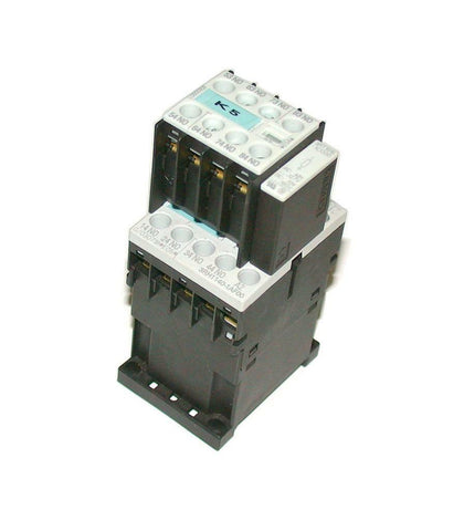 SIEMENS MOTOR STARTER ASSEMBLY MODEL 3RH114-1AF00   3RH1911-1GA40 (4 AVAILABLE)
