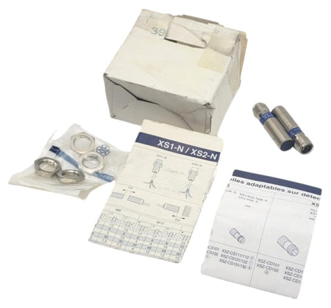 Telemecanique XS1-N12PB340D Inductive Proximity Switch 24VDC 092605 (Lot of 2)