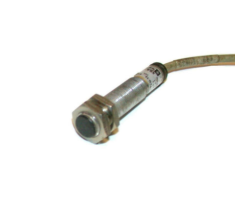 TELEMECANIQUE  XSA-J02713  INDUCTIVE PROXIMITY SWITCH SENSOR  12-48 VDC