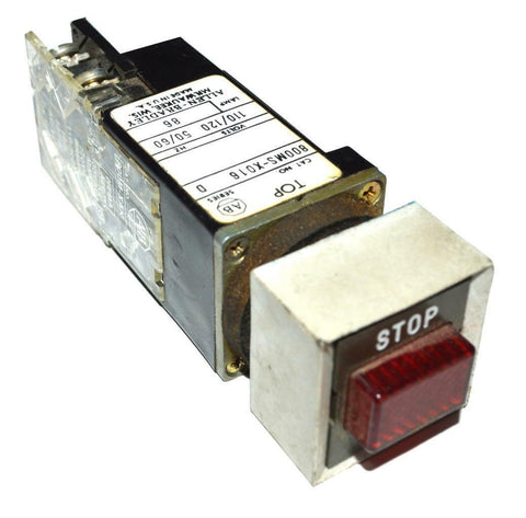 ALLEN BRADLEY 800M-XAK MOMENTARY PUSH BUTTON 300 VAC MAX.