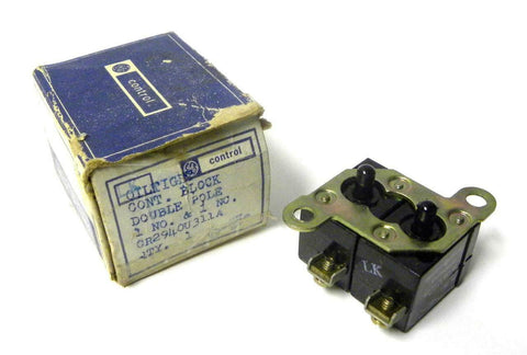 New General Electric GE CR294OU311A Oil-tight Contact Block 2-Pole 1 NO. & 1 NC.