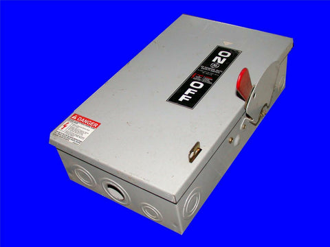 VERY NICE GE GENERAL ELECTRIC SAFETY SWITCH NON FUSIBLE DISCONNECT TGN3322