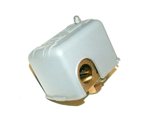 NEW SQUARE D  PRESSURE SWITCH 15 AMP 230 VAC 1/4 NPT