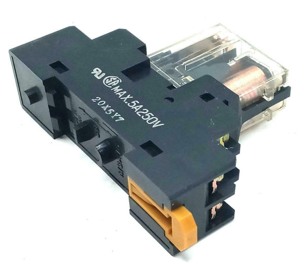 Omron G2R-2-SN Relay With Relay Socket M3X16 5A 24VDC 250VAC