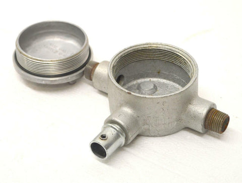 Crouse Hinds 0101639 Conduit Outlet Box 1/2" HUB w/ 3" Cover