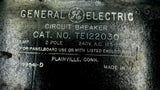 General Electric TE122030 2 Pole Circuit Breaker 30A 240VAC 125-250VDC