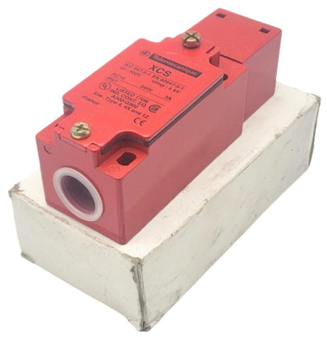 Telemecanique XCS-A502 Safety Limit Switch Uimp-6kV Ui-500V AC15 240V 3A