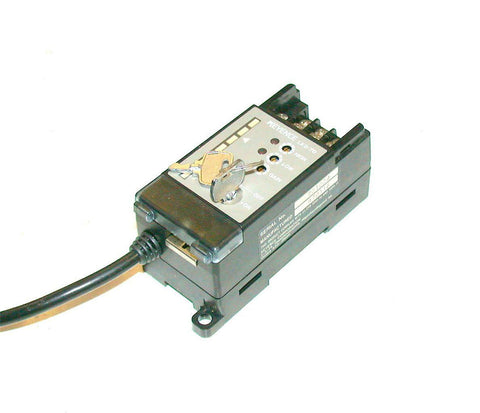 Keyence  LX2-70  Photoelectric Laser Amplifier 10-24 VDC