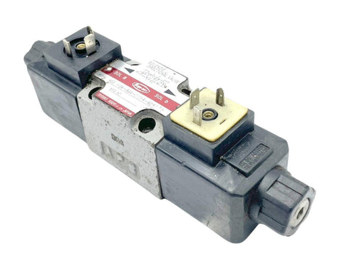 Toyooki Kogyo HD3-3W-BGA-025A-WDA1T5 Double Directional Solenoid Valve 3W 25A