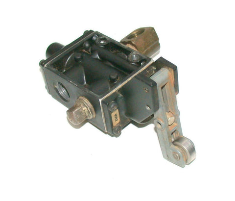 Norgren  K41EA00  Roller Lever Spring Loaded Manual Pneumatic Valve 3/8 NPT