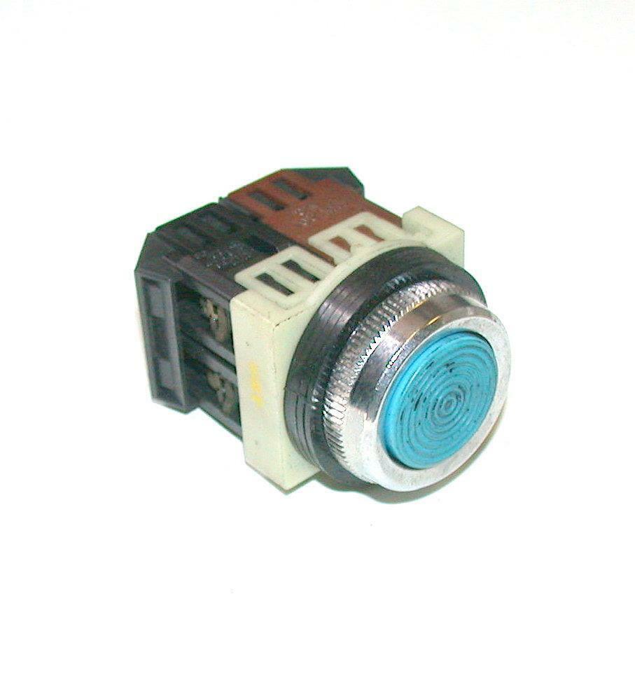 FUJI ELECTRIC BLUE MOMENTARY PUSHBUTTON 1 N.O. 1 N.C. CONTACT