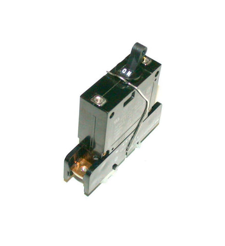 IDEC IZUMI  NRAS1100  SINGLE POLE POLE CIRCUIT BREAKER 20 AMP 250 VAC