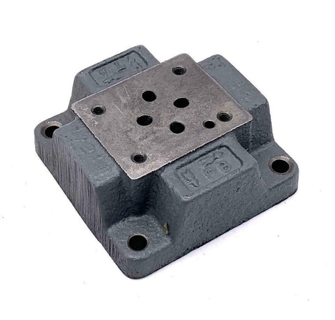 Continental 410051 SD03-C06-B-A Valve Base Flange