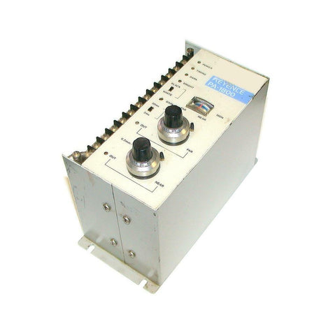 KEYENCE  OPTICAL DISPLACEMENT SENSOR CONTROLLER 100/200 VAC MODEL PA-1800