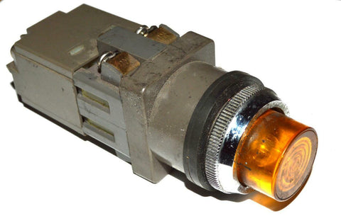 IZUMI 13Y16A MOMENTARY PUSH BUTTON 200/220 VOLTS 60/60 HZ