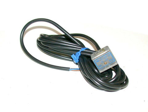 NEW FESTO  PROXIMITY SWITCH 24 VDC 200 mA  MODEL  SME-3-LED-24