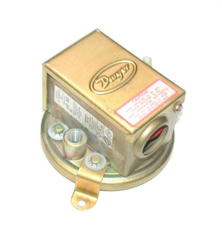 DWYER INSTRUMENTS   19   PRESSURE SWITCH 1/8 NPT 15 AMP