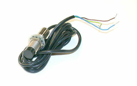 NEW SQUARE D  PROXIMITY SWITCH 12-48 V MODEL 9006PSF311