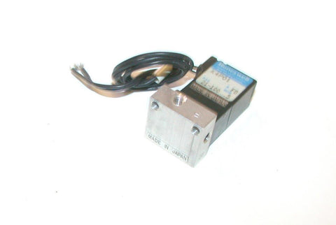 HONEYWELL SKINNER   K4P01  SOLENOID VALVE 24 VDC 0.5 WATTS 21-1`00 PSI