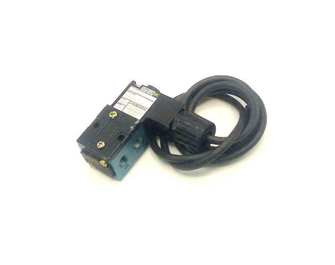 New Mac  PNASSY61100  Solenoid Valve 6 VDC Coil 10.6 Watts 1/8 NPT Ports