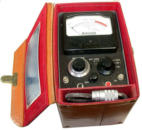 Niagara Battery Tonmeter Model 119 w/ leather case