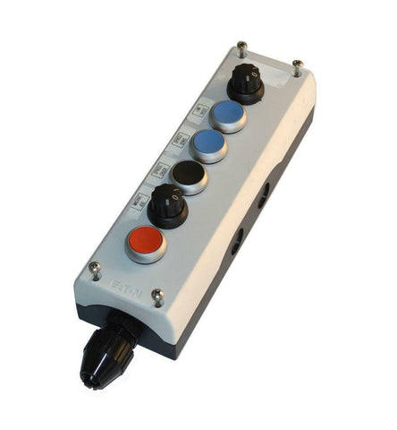 EATON IEC60947-5-1 PUSH BUTTON ENCLOSURE W/ 4 PUSH BUTTONS & 2 SELECTOR SWITCHES