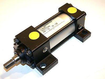 UP TO 2 NEW NUMATICS AIR CYLINDER 1 1/4" STROKE 1 1/2" BORE S2AK-01I1C-CAA0